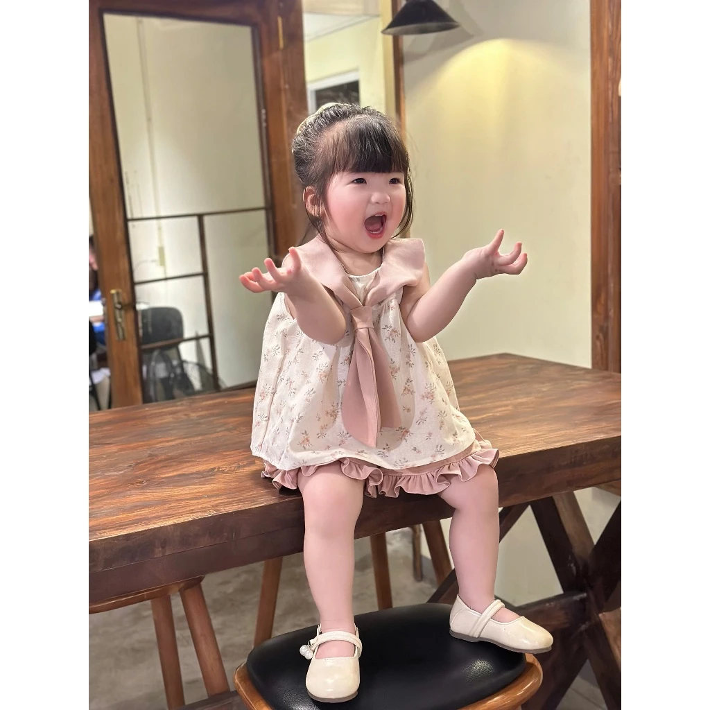 H70 Tiny Winy - Set bộ áo sát nách cổ thủy thủ + quần dễ thương cho bé gái