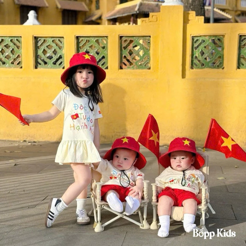 Set bộ 30/4 cho bé, set bộ Độc lập tự do cho bé trai bé gái có kèm mũ đỏ sao vàng 9-28kg Bear Kids