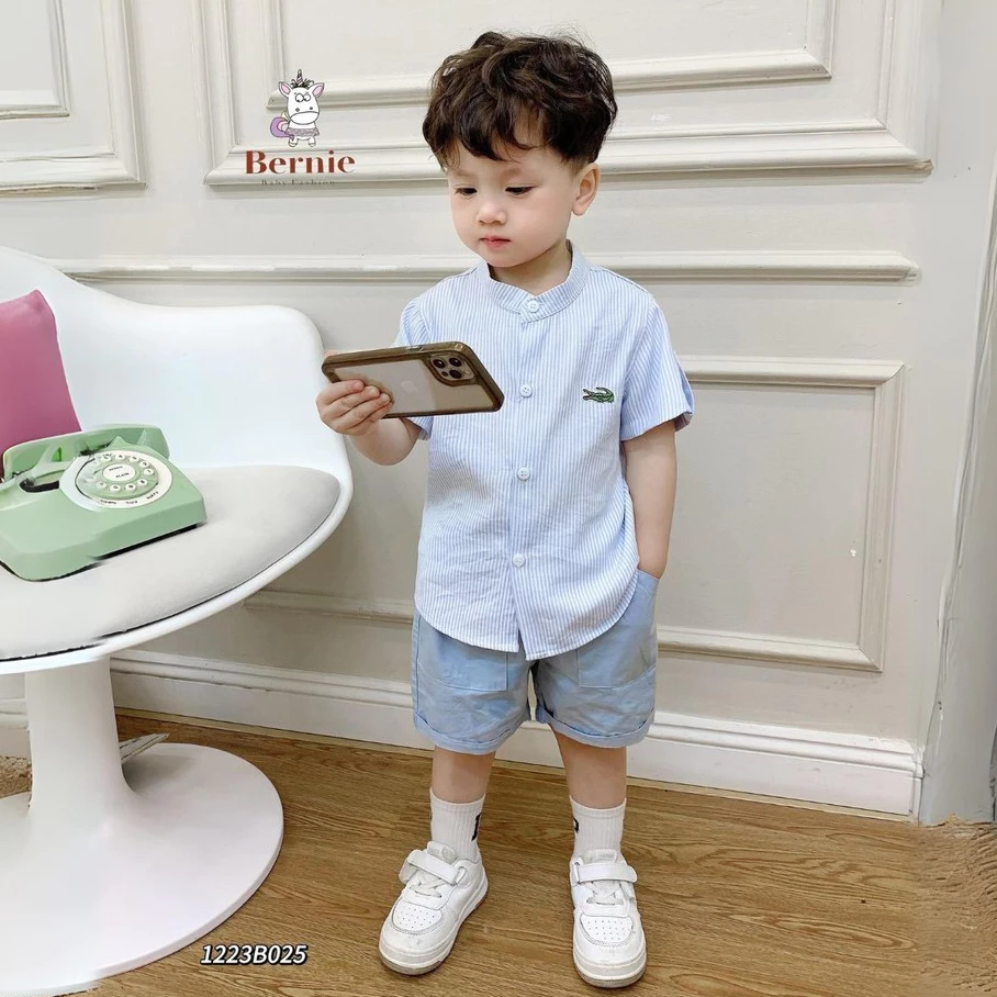 Set bộ sơ mi cho bé trai cộc tay tổng hợp áo sơ mi kèm quần bé 1 đến 7 tuổi Bernie 1223B025